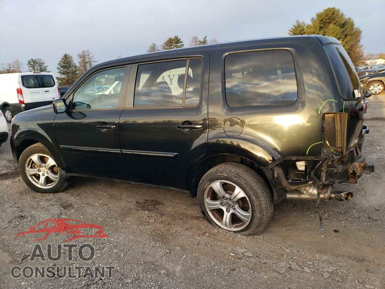 HONDA PILOT 2013 - 5FNYF4H56DB026215