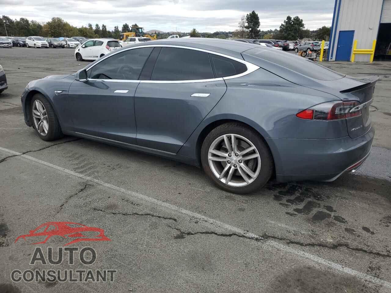 TESLA MODEL S 2013 - 5YJSA1CG7DFP16096