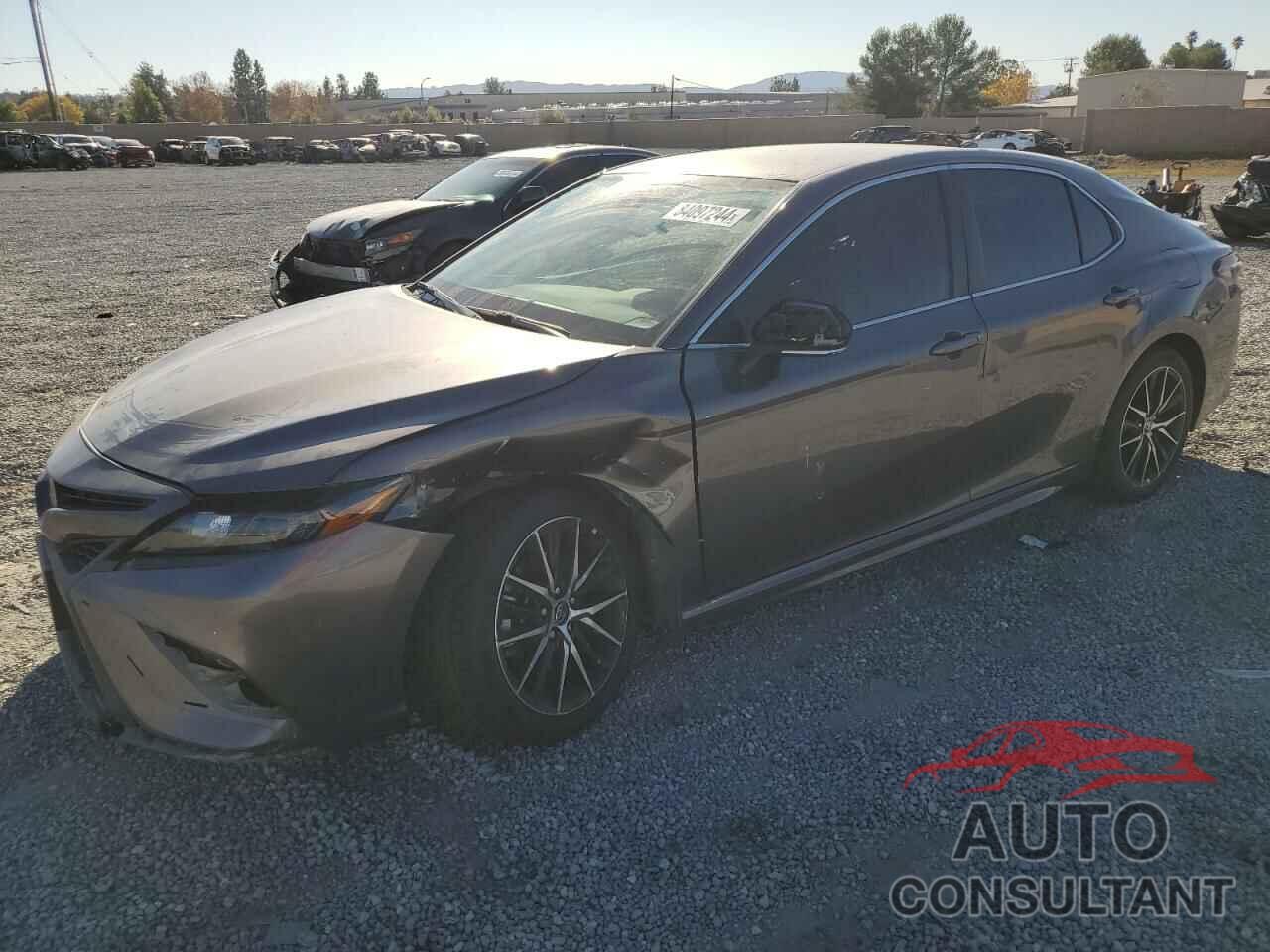 TOYOTA CAMRY 2022 - 4T1G11AK4NU697752