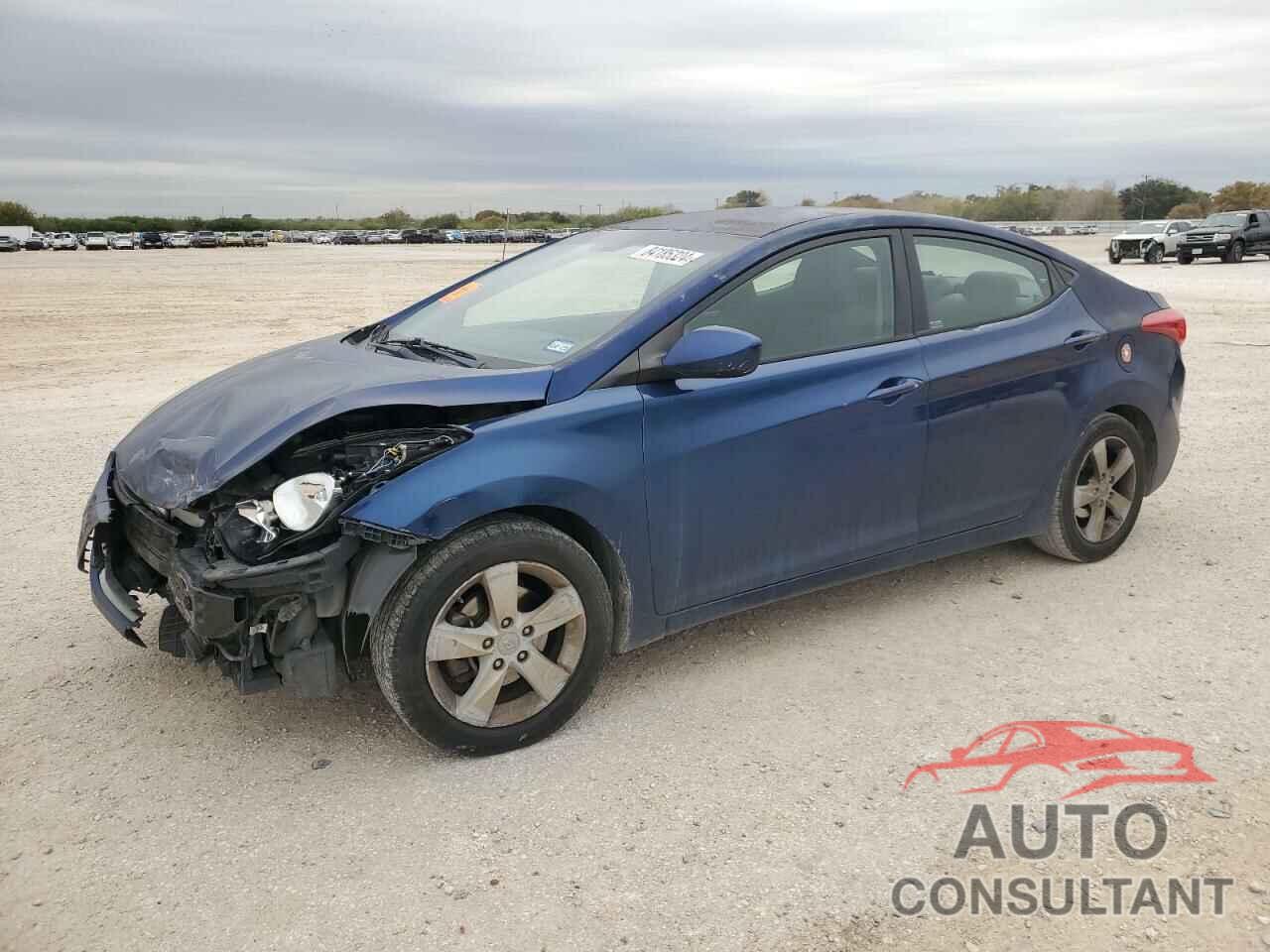 HYUNDAI ELANTRA 2013 - KMHDH4AE1DU721420