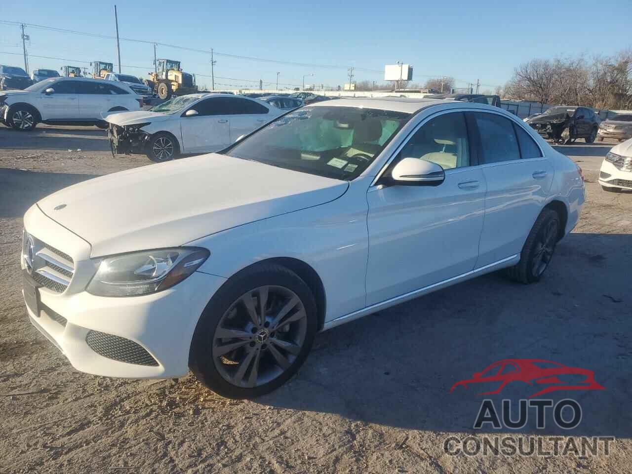 MERCEDES-BENZ C-CLASS 2018 - 55SWF4KB3JU282506