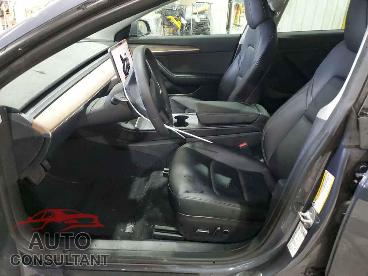 TESLA MODEL 3 2023 - 5YJ3E1EA5PF401447