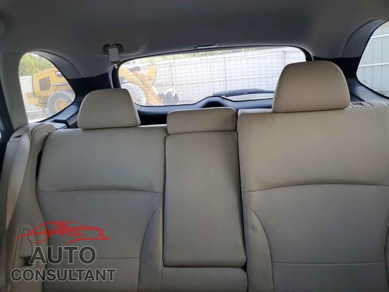 SUBARU OUTBACK 2018 - 4S4BSANC6J3224669
