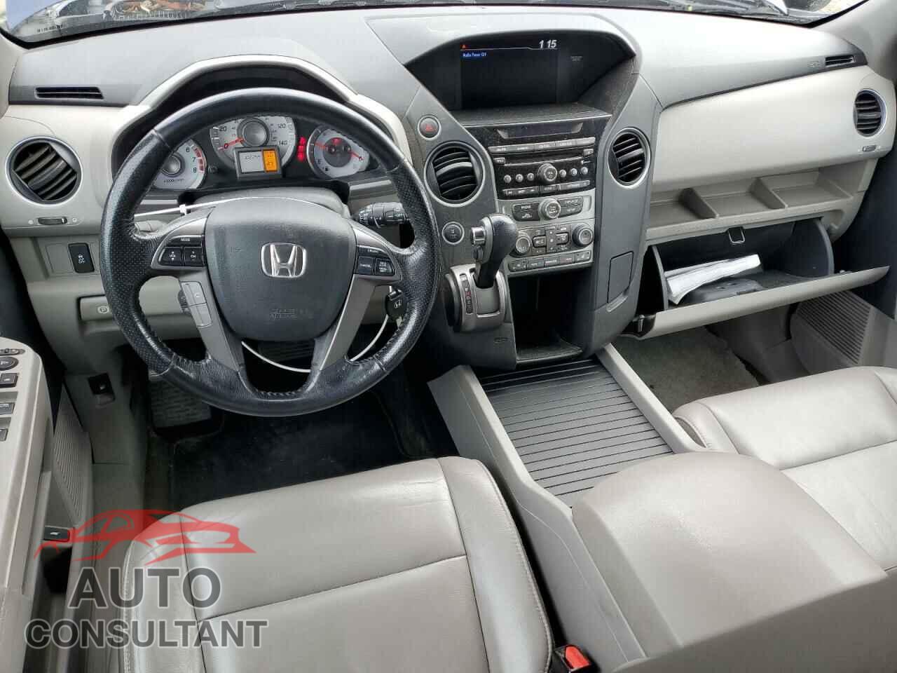 HONDA PILOT 2015 - 5FNYF4H54FB067896