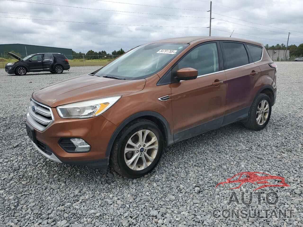 FORD ESCAPE 2017 - 1FMCU0GD5HUC55723