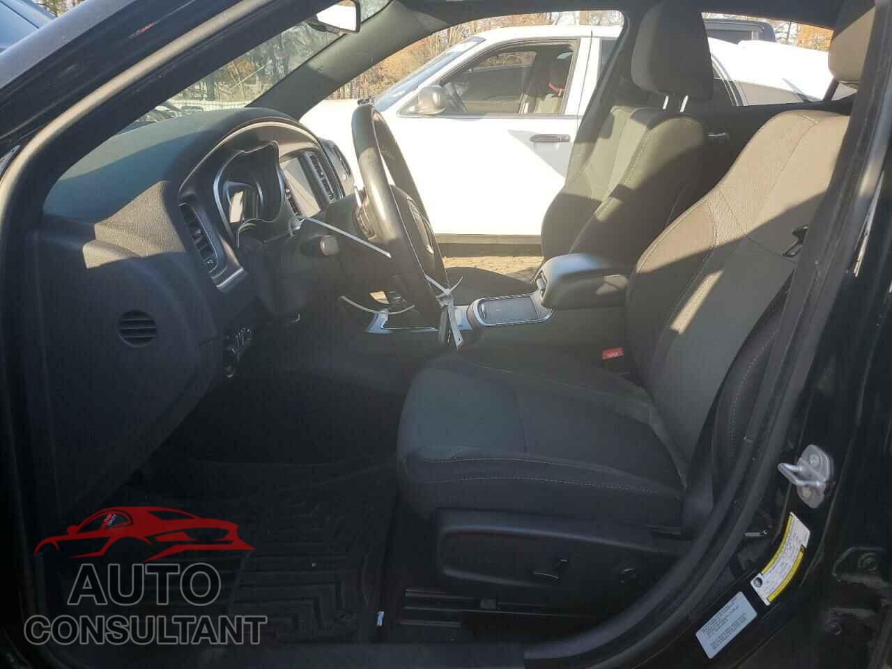 DODGE CHARGER 2015 - 2C3CDXCT8FH880101