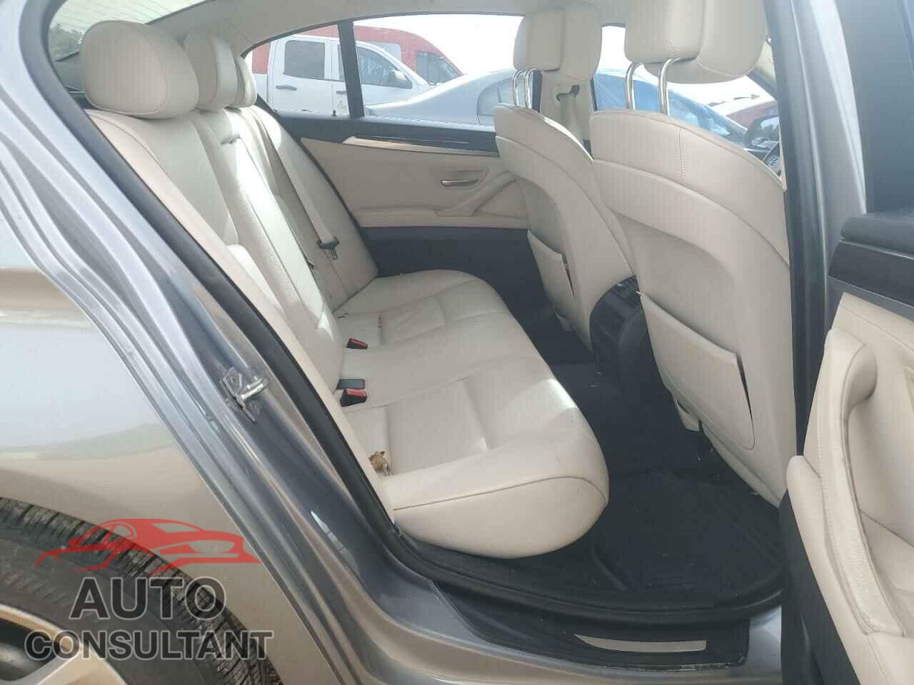 BMW 5 SERIES 2012 - WBAXG5C58CDX02026
