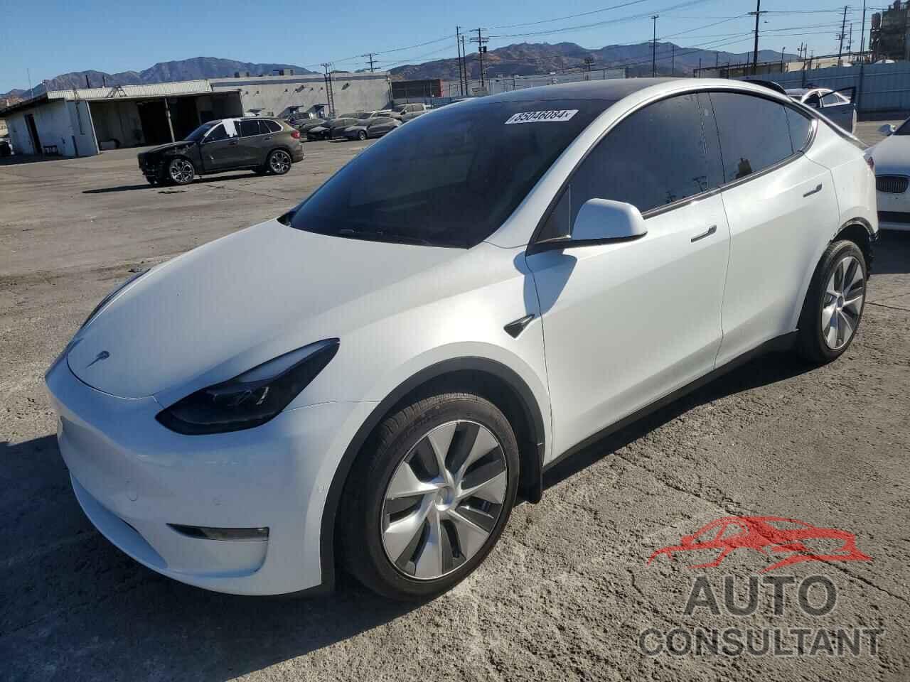 TESLA MODEL Y 2022 - 7SAYGDEE7NF558742
