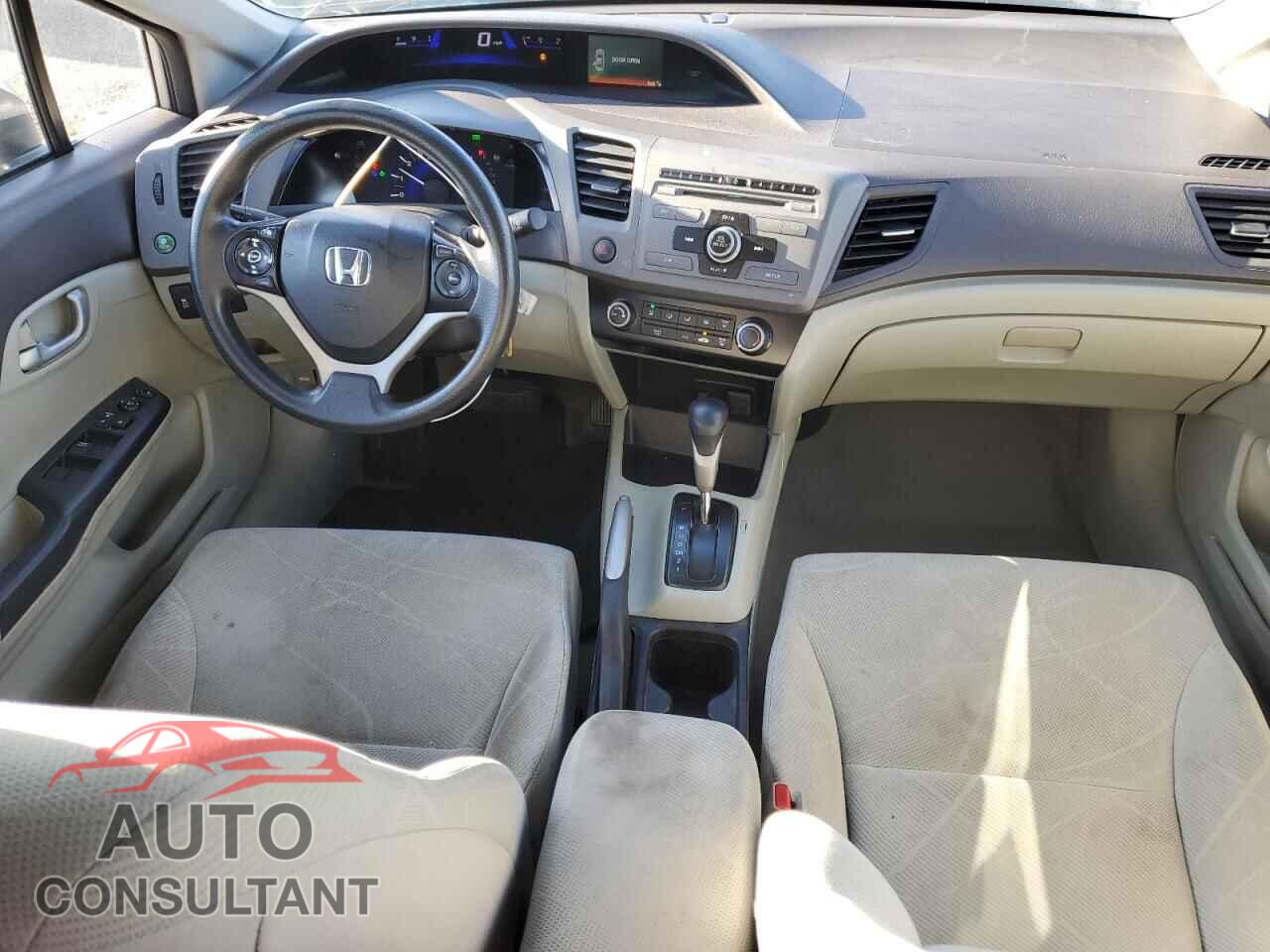 HONDA CIVIC 2012 - 2HGFB2F55CH589986