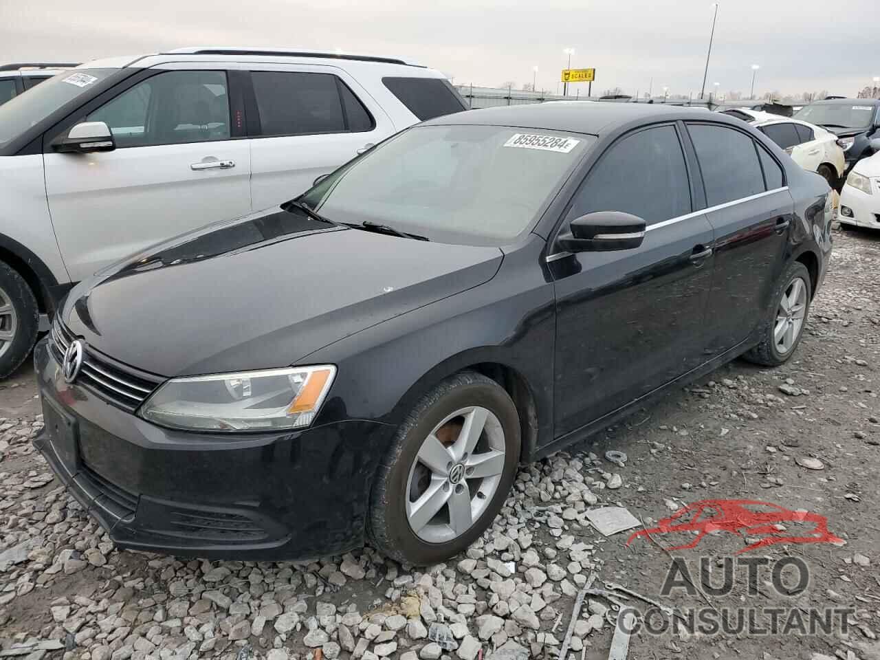 VOLKSWAGEN JETTA 2013 - 3VWLL7AJ1DM208473