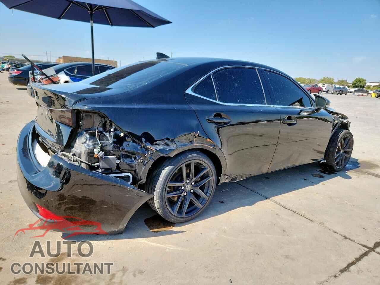 LEXUS IS 2015 - JTHBE1D28F5021085