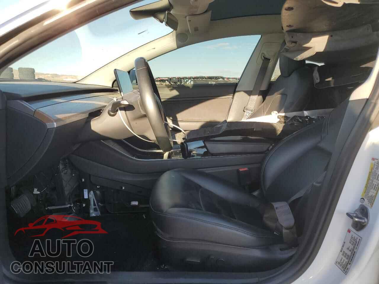TESLA MODEL 3 2018 - 5YJ3E1EA7JF057451