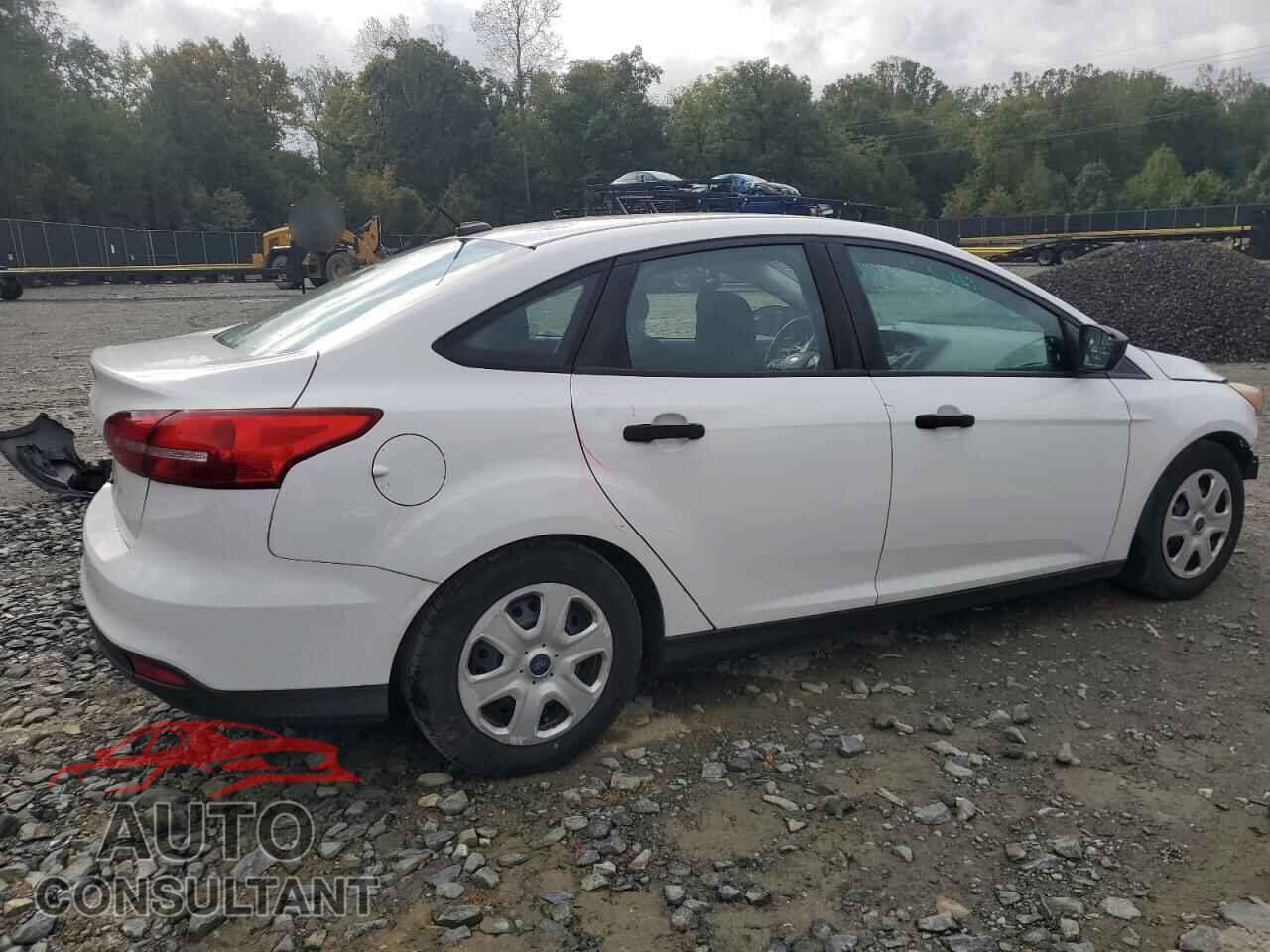 FORD FOCUS 2016 - 1FADP3E28GL257141