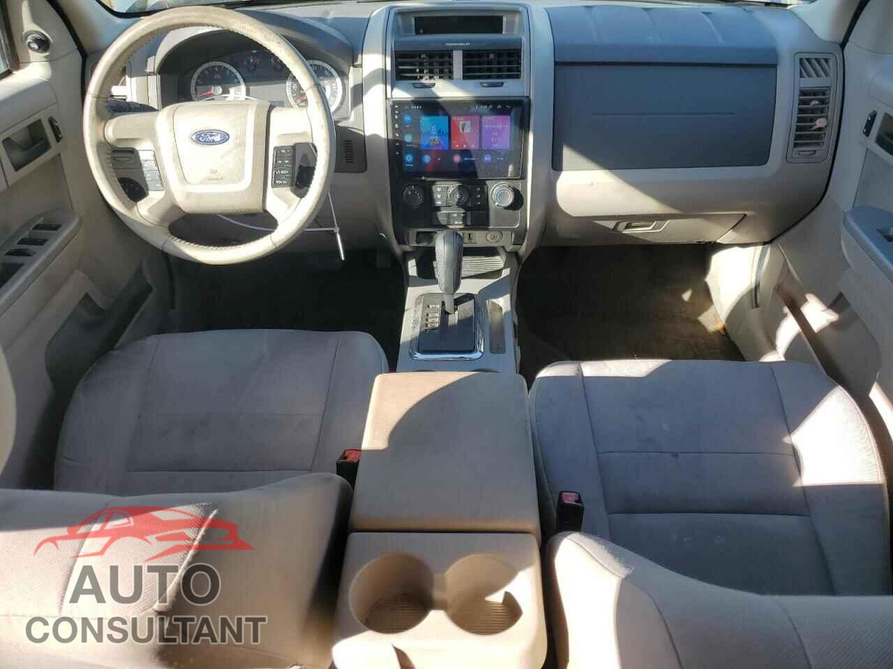 FORD ESCAPE 2010 - 1FMCU0DG7AKD42524