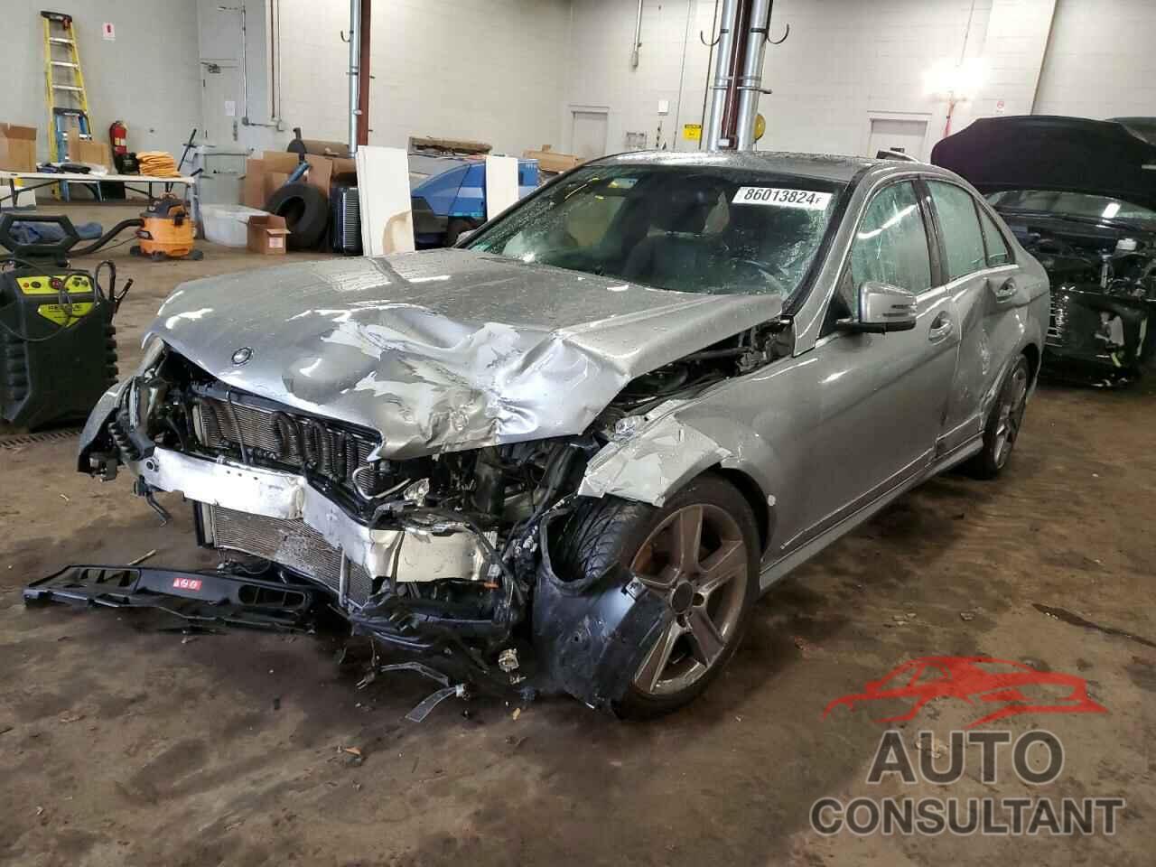 MERCEDES-BENZ C-CLASS 2010 - WDDGF8BB8AR105334