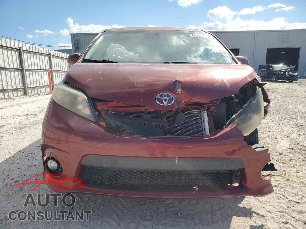 TOYOTA SIENNA 2013 - 5TDXK3DC8DS386443