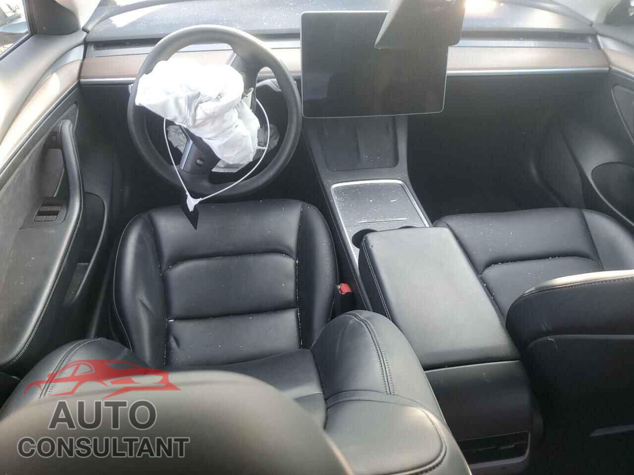 TESLA MODEL 3 2022 - 5YJ3E1EB8NF255423