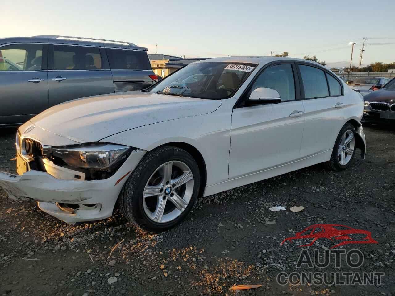 BMW 3 SERIES 2013 - WBA3B1C54DK128222