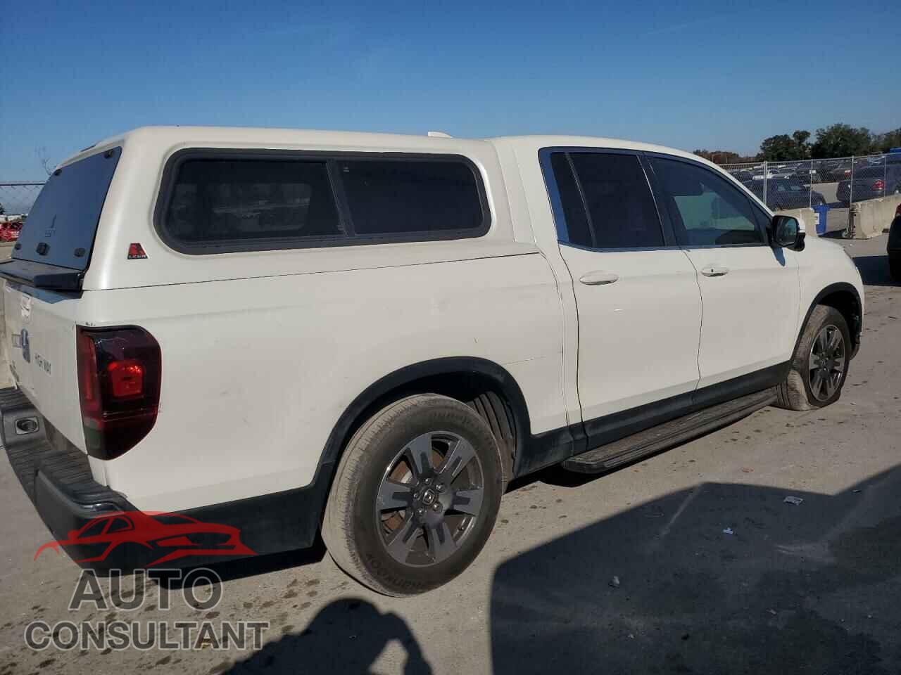 HONDA RIDGELINE 2017 - 5FPYK2F60HB007748