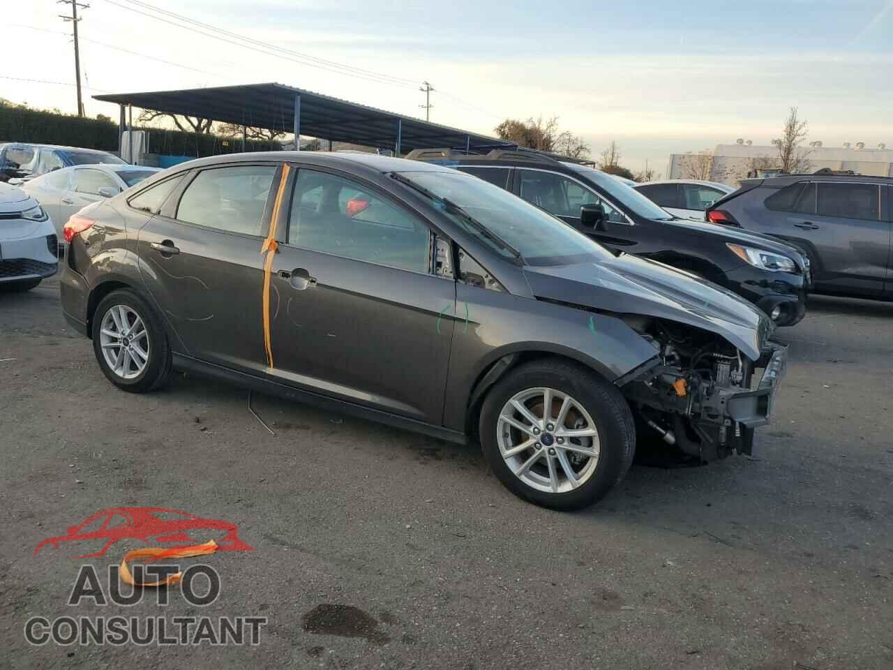 FORD FOCUS 2018 - 1FADP3FE7JL257292