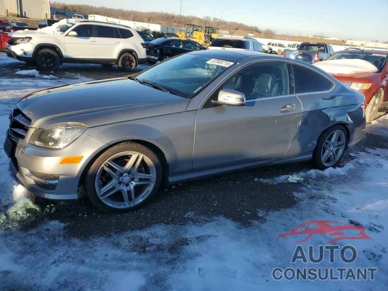 MERCEDES-BENZ C-CLASS 2015 - WDDGJ4HB0FG375398