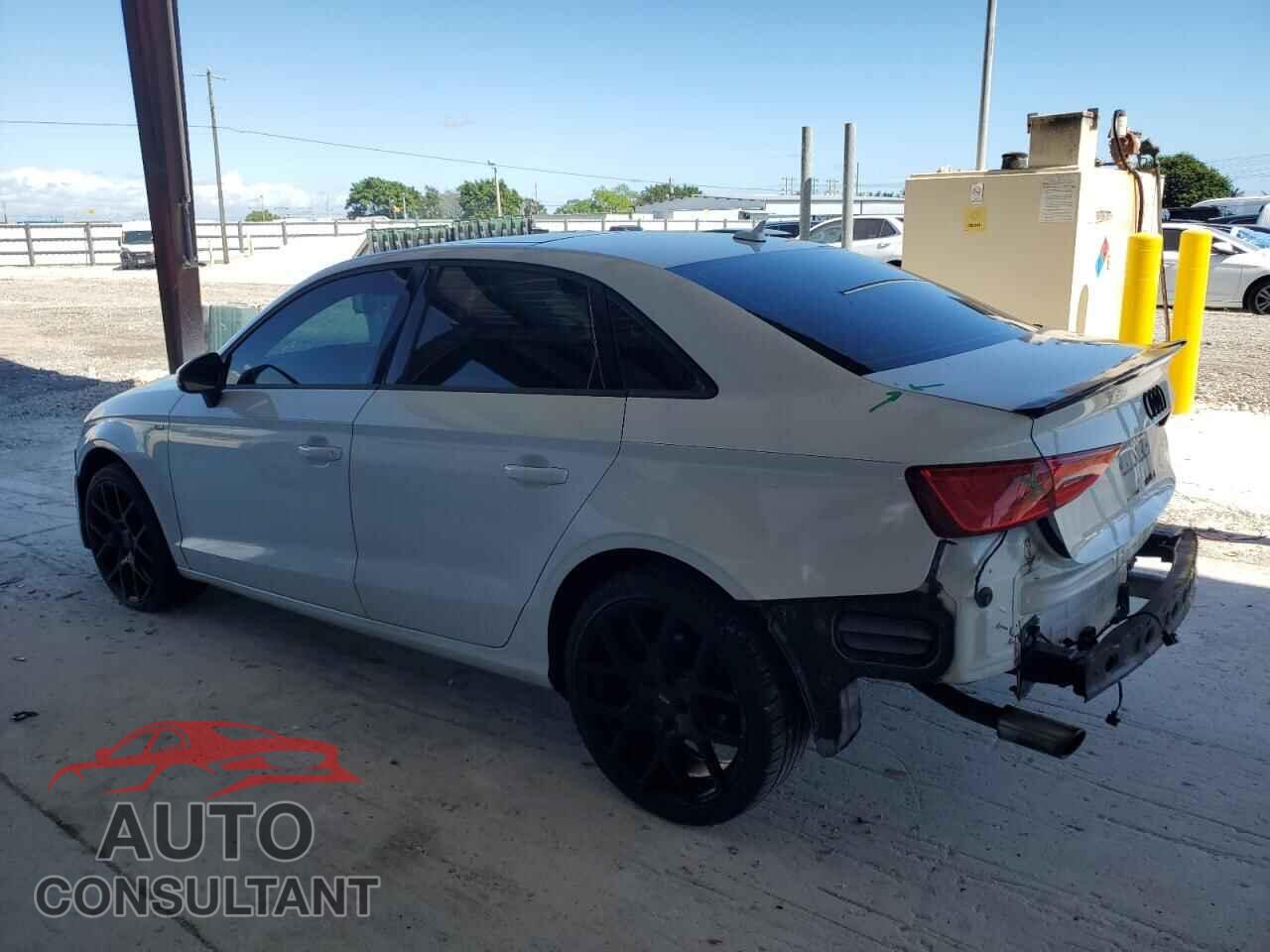 AUDI A3 2015 - WAUBFGFF6F1114368