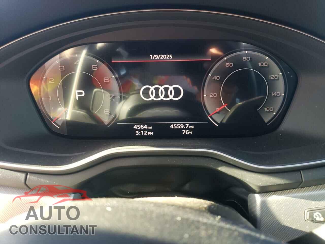 AUDI A5 2024 - WAUDACF50RA092458