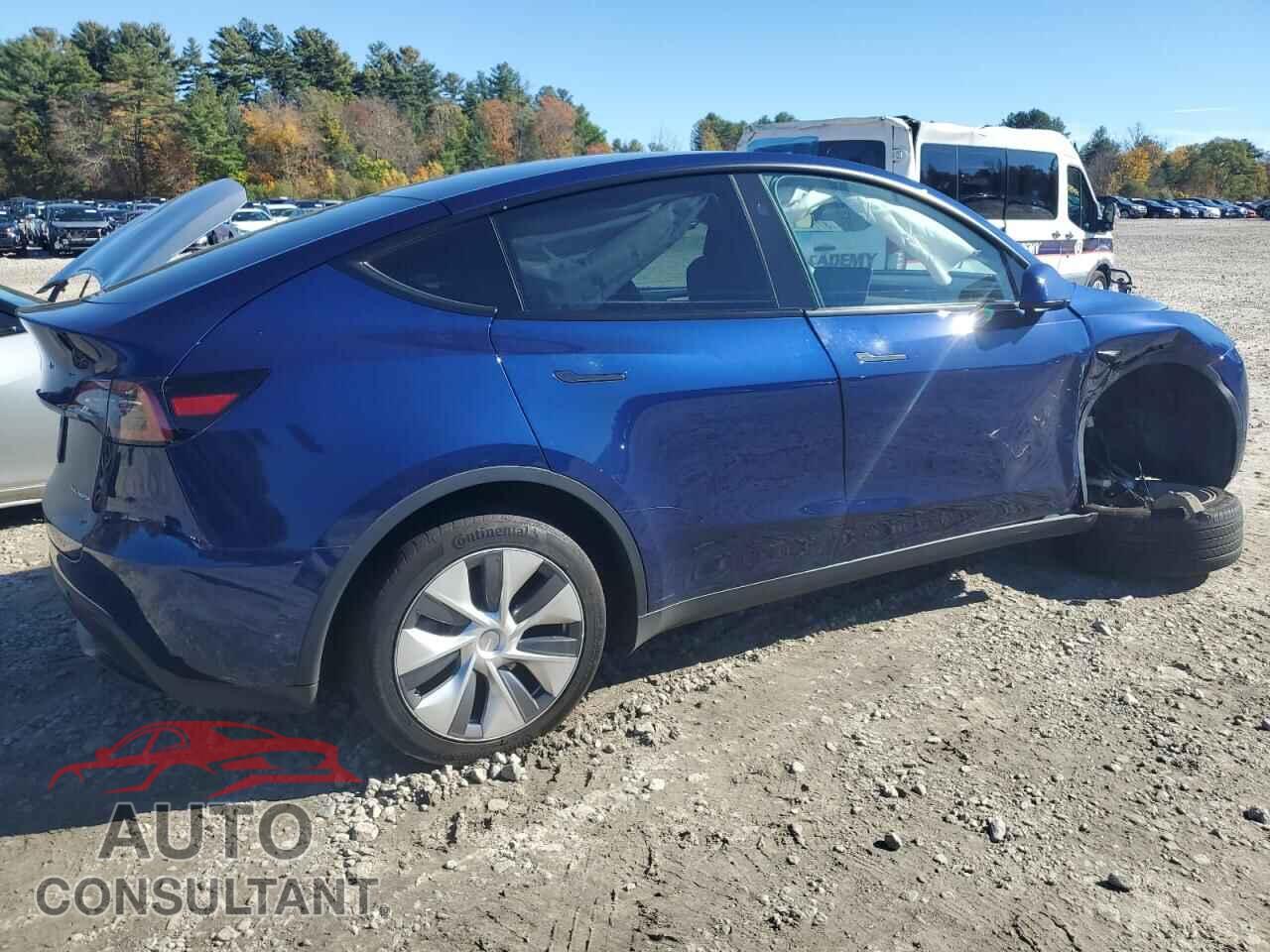 TESLA MODEL Y 2023 - 7SAYGDEE5PF851493