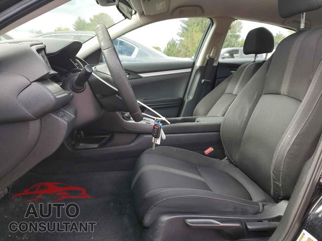 HONDA CIVIC 2019 - 2HGFC2F67KH522066