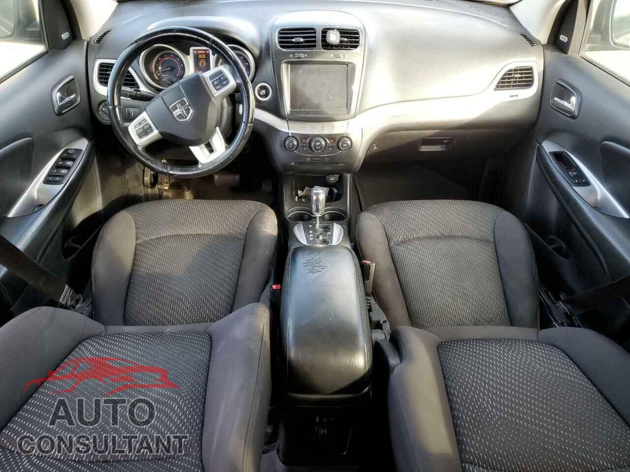 DODGE JOURNEY 2015 - 3C4PDCBB7FT650250