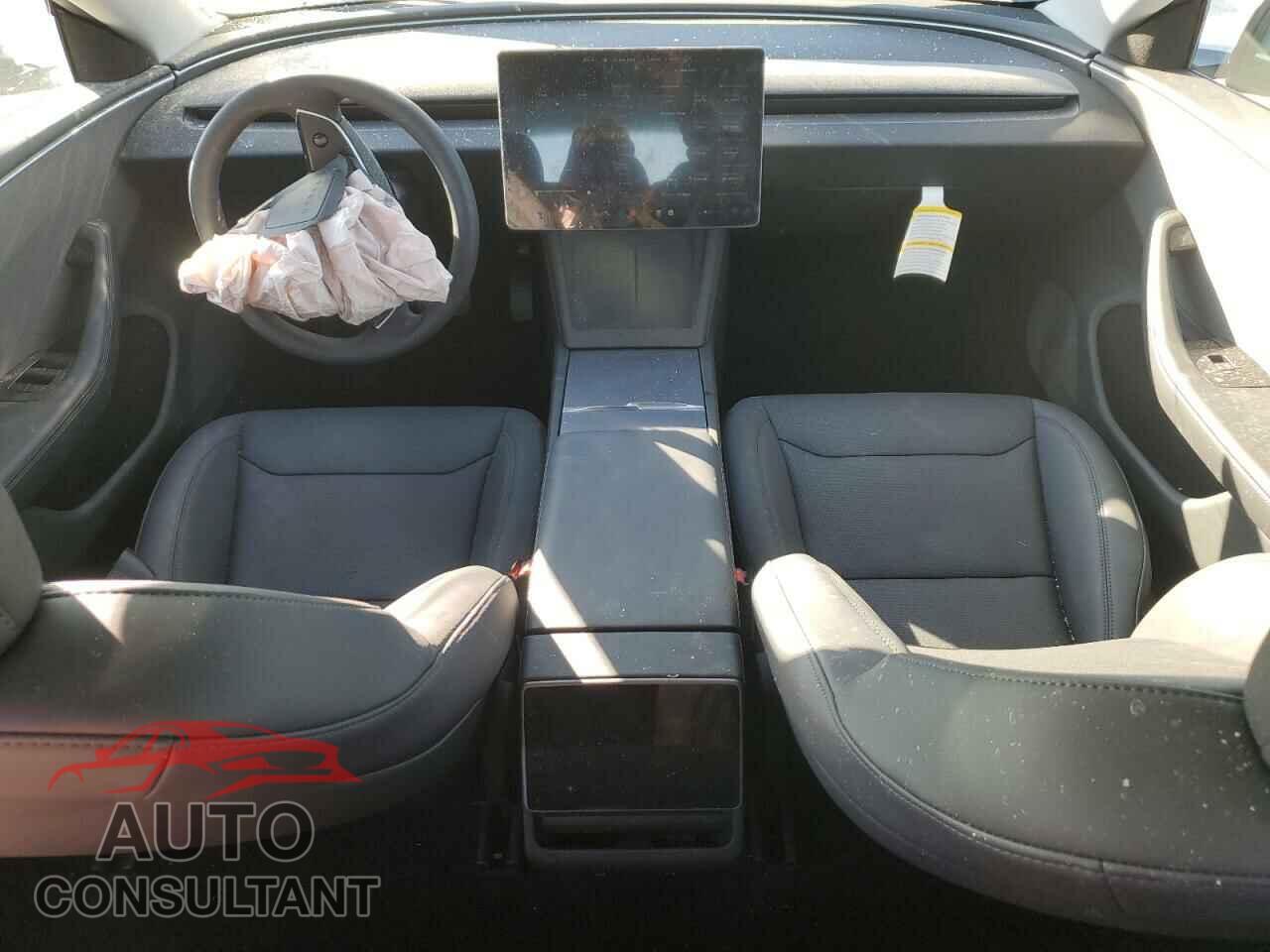 TESLA MODEL 3 2024 - 5YJ3E1EA8RF862614