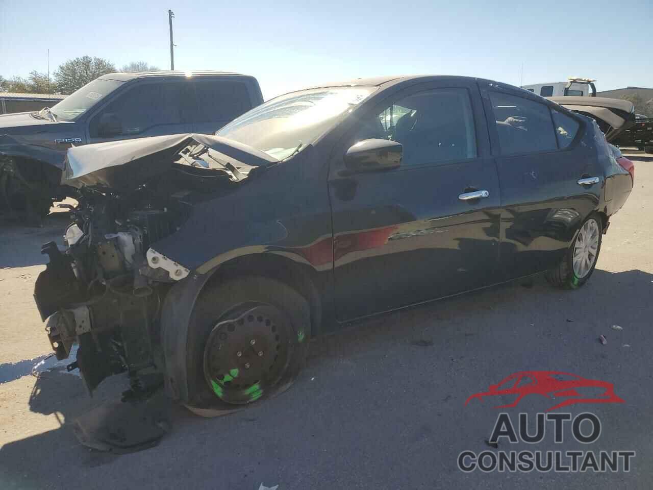 NISSAN VERSA 2018 - 3N1CN7AP7JL816746
