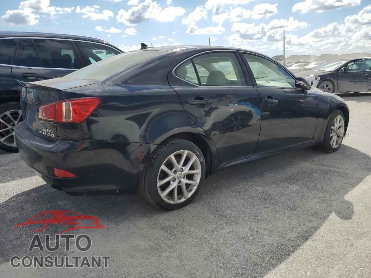 LEXUS IS 2013 - JTHCF5C26D5060989