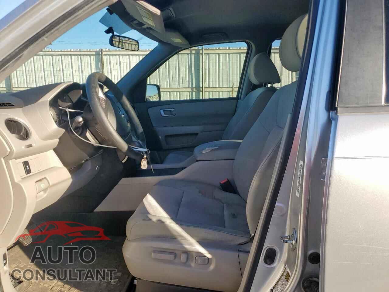 HONDA PILOT 2013 - 5FNYF3H47DB019033