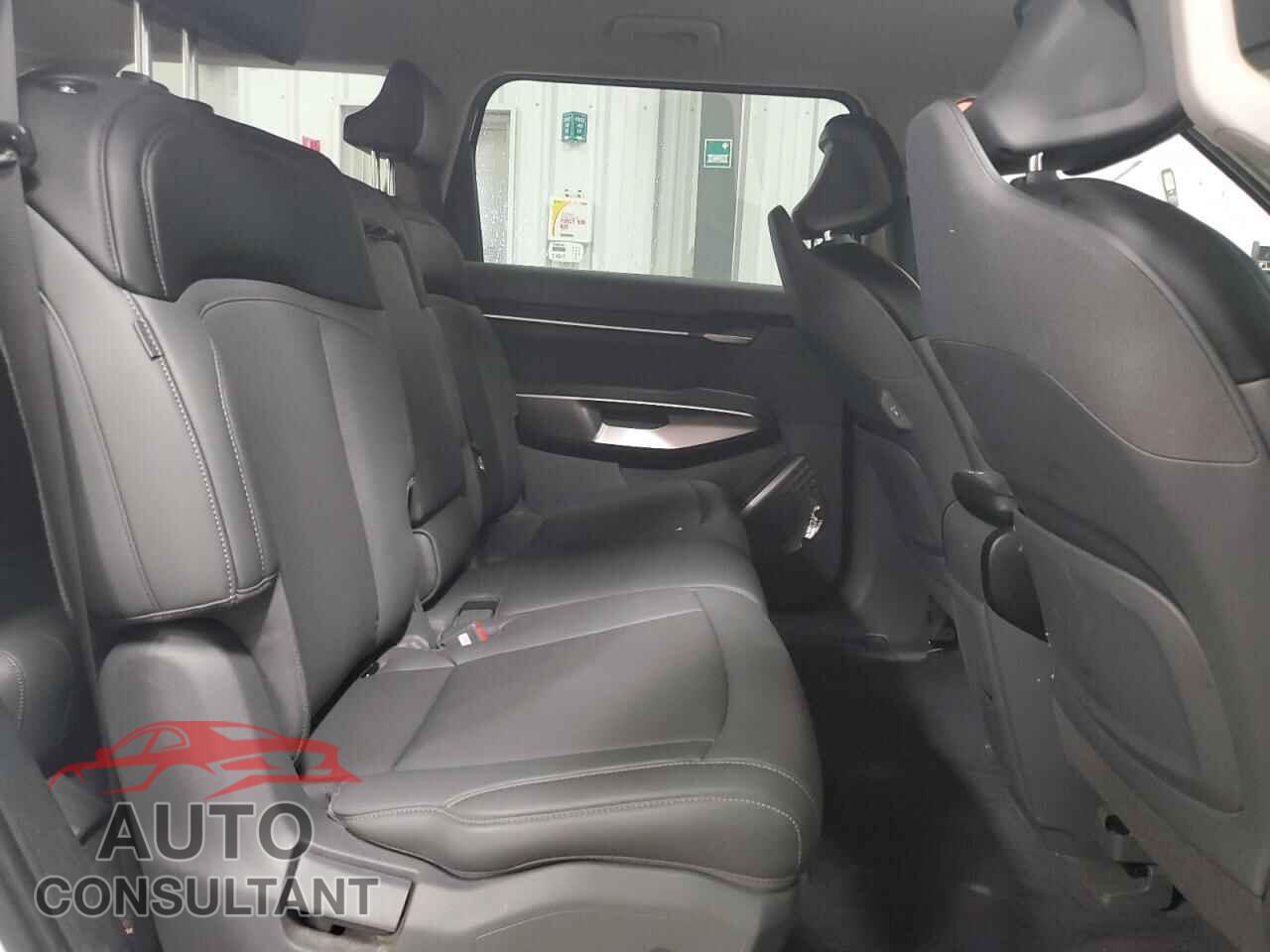 KIA EV9 LIGHT 2024 - KNDAB5S19R6020016
