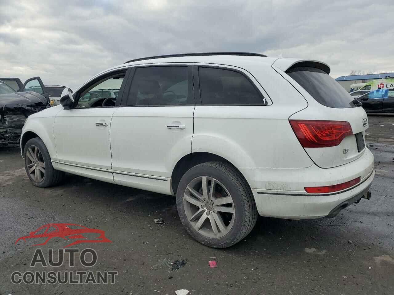 AUDI Q7 2011 - WA1LMBFE8BD008028