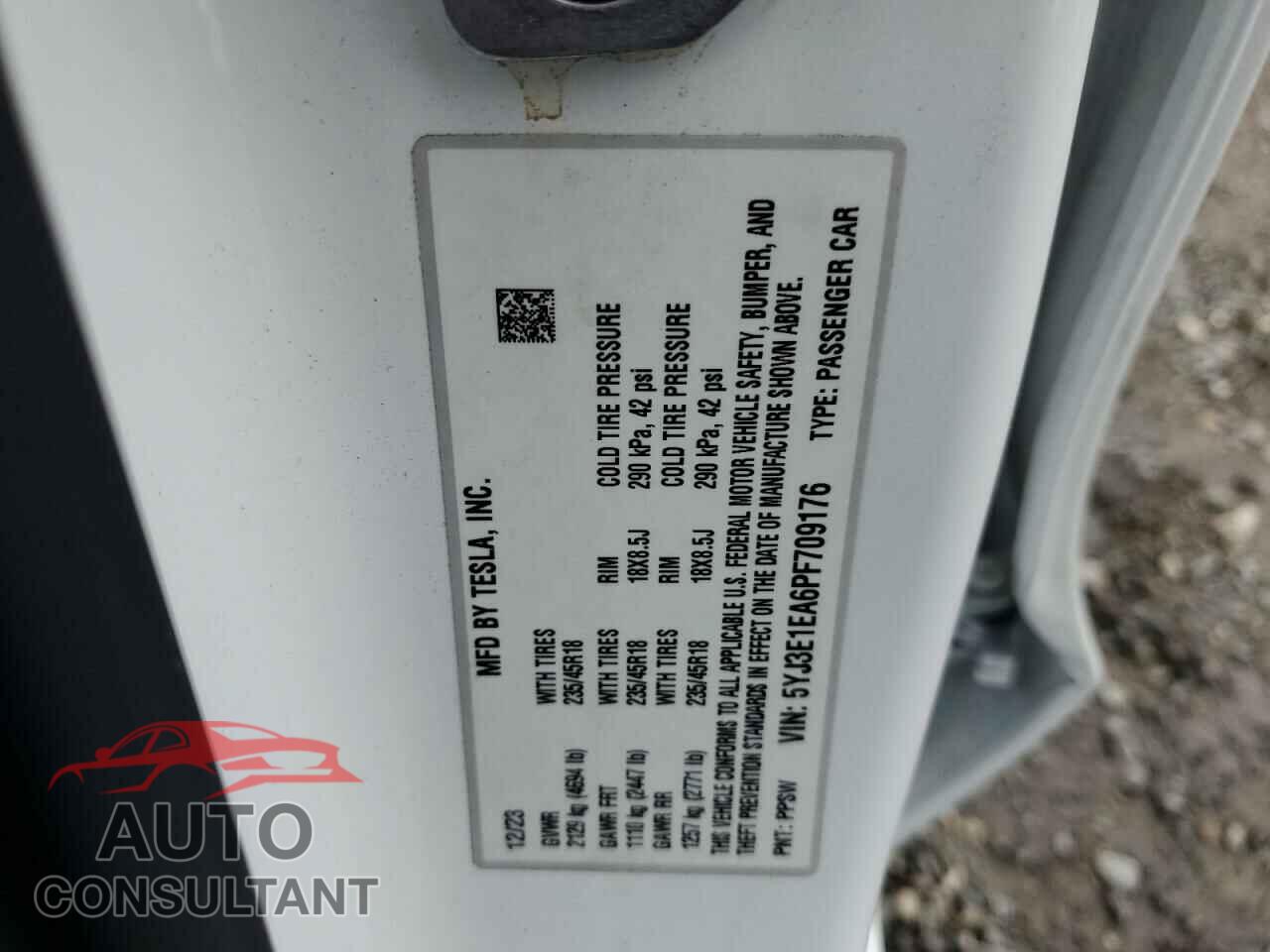 TESLA MODEL 3 2023 - 5YJ3E1EA6PF709176