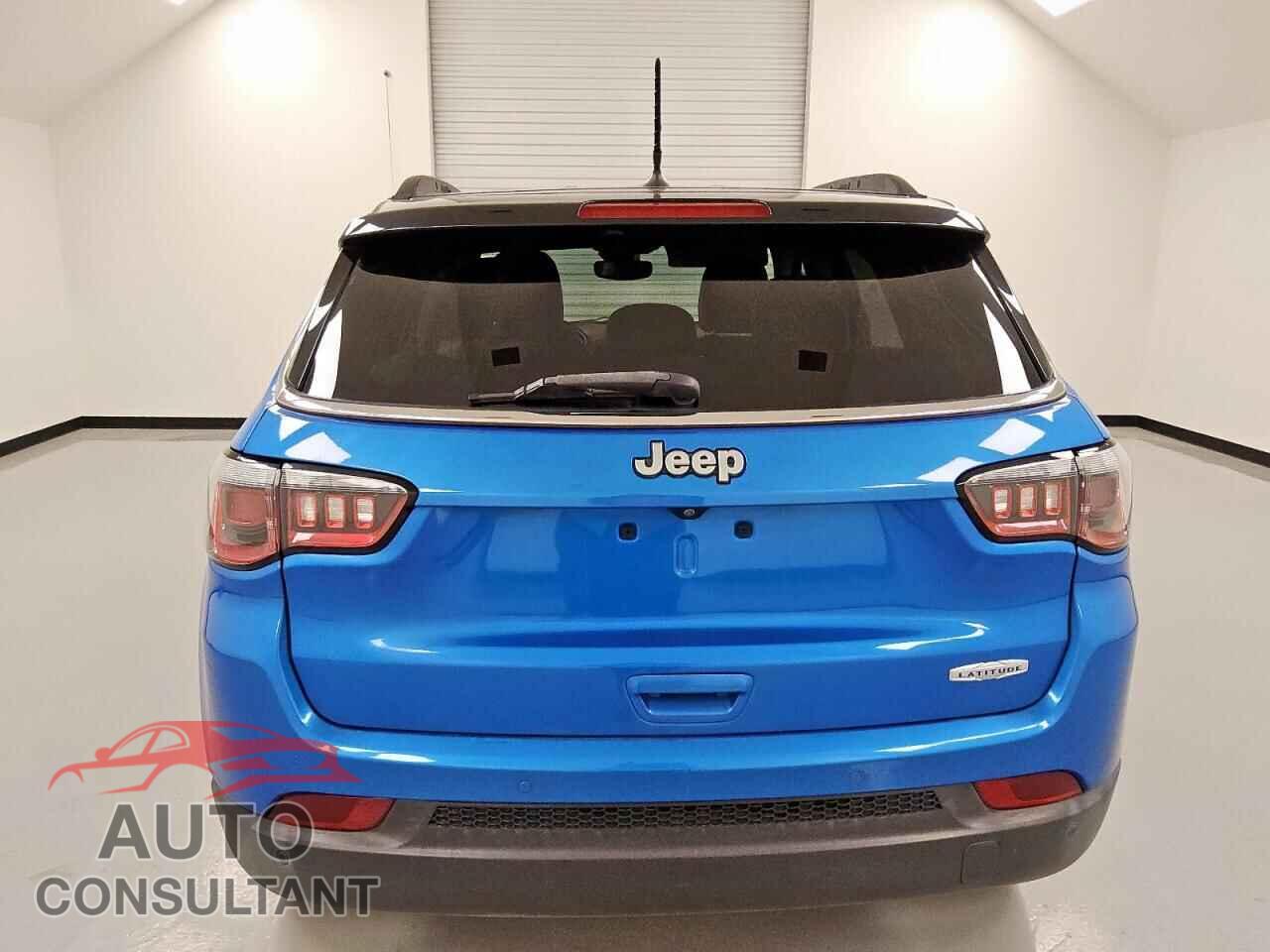 JEEP COMPASS 2018 - 3C4NJCBB1JT124334