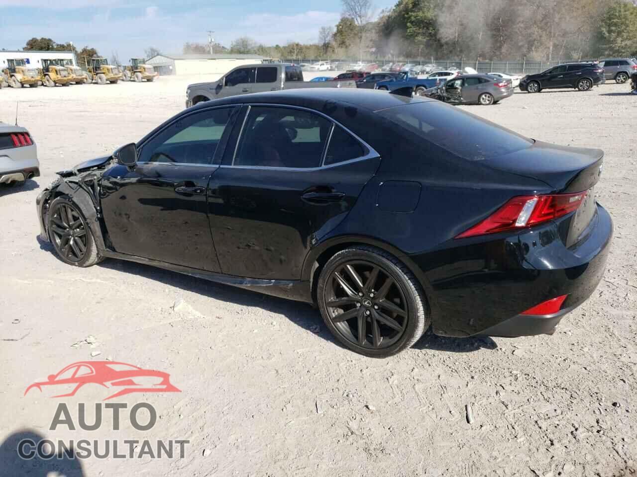 LEXUS IS 2014 - JTHBE1D27E5008939