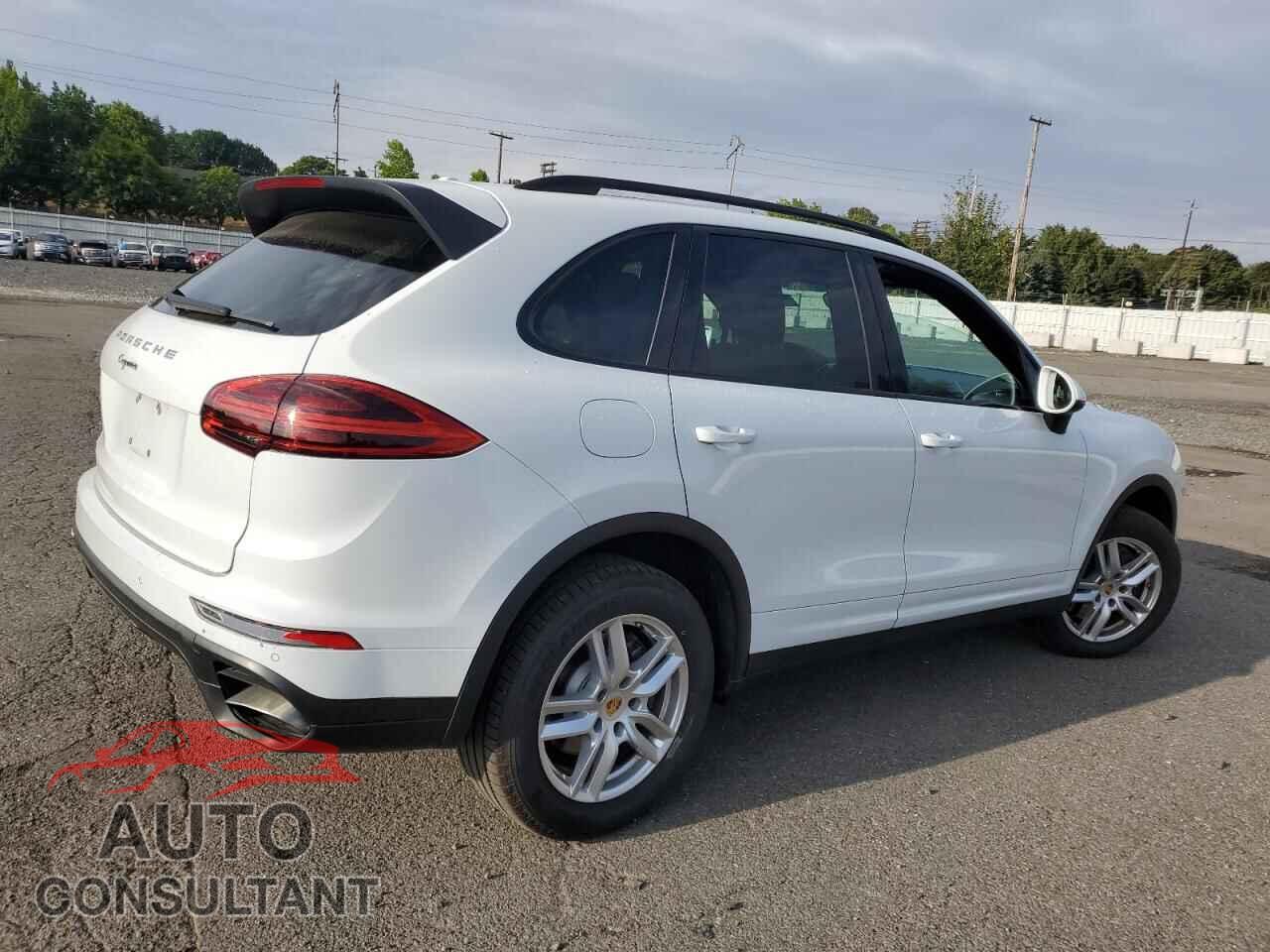 PORSCHE CAYENNE 2016 - WP1AA2A29GLA06500