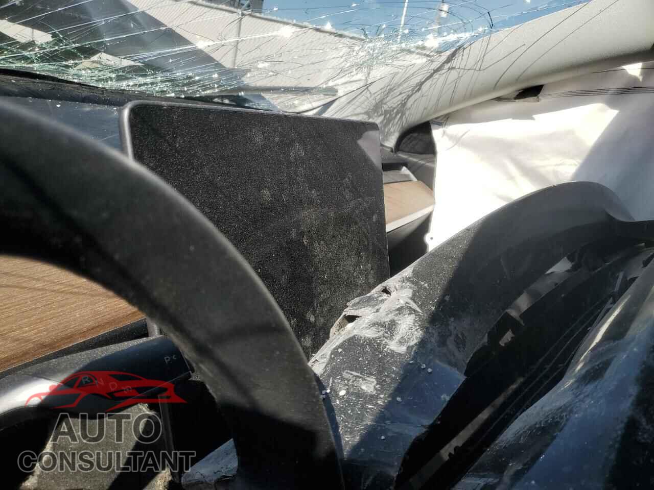 TESLA MODEL 3 2020 - 5YJ3E1EB2LF626556