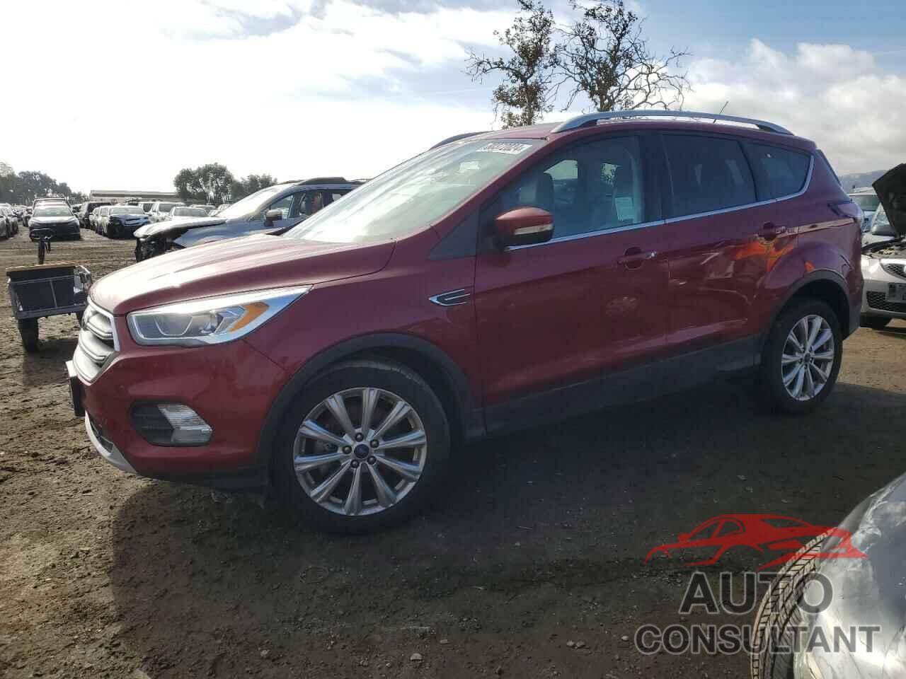 FORD ESCAPE 2017 - 1FMCU0J94HUD12000