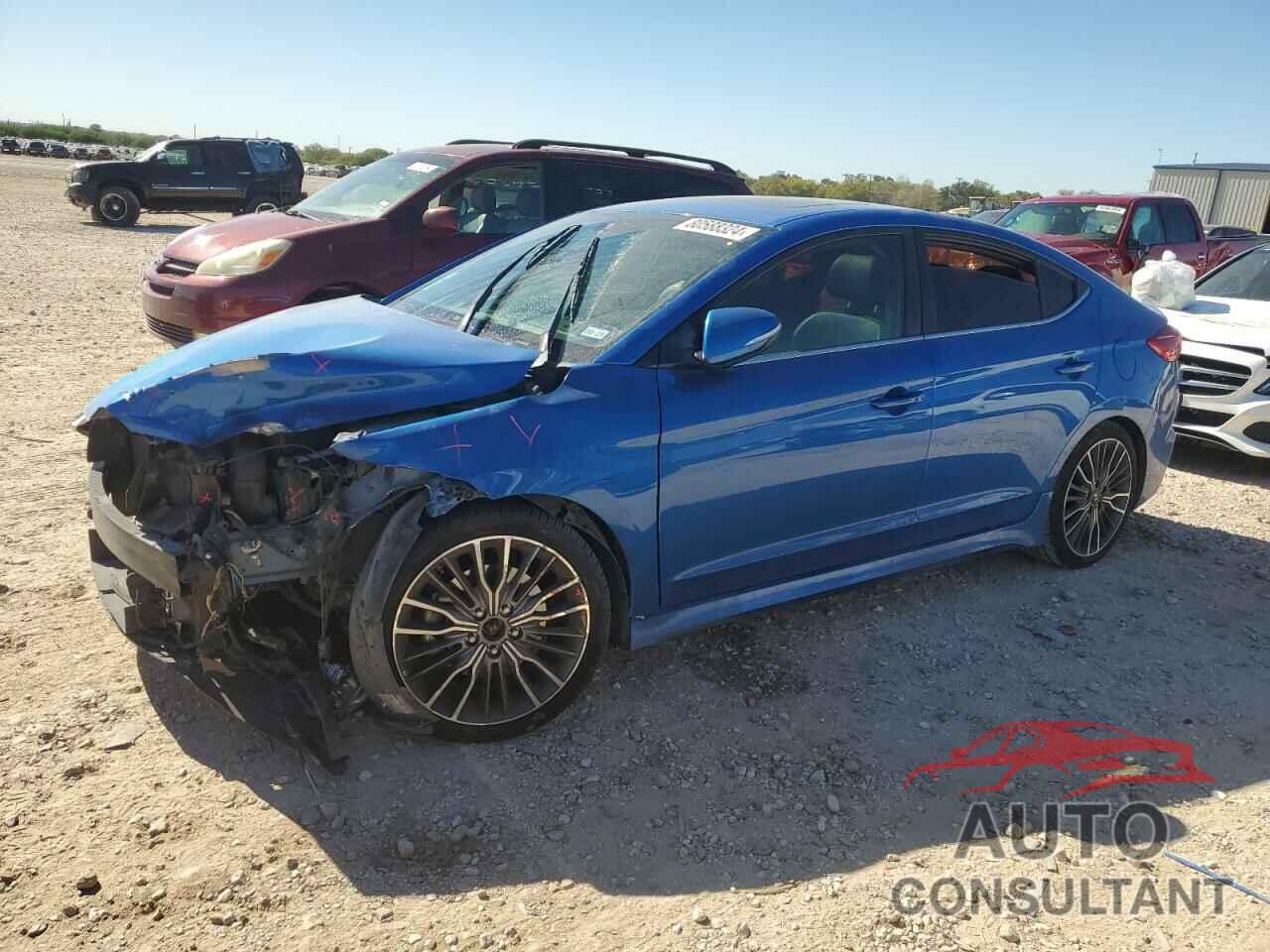 HYUNDAI ELANTRA 2018 - KMHD04LB5JU684068