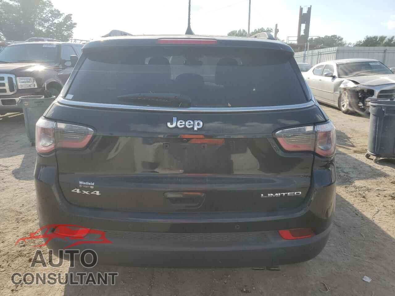 JEEP COMPASS 2018 - 3C4NJDCB2JT340620