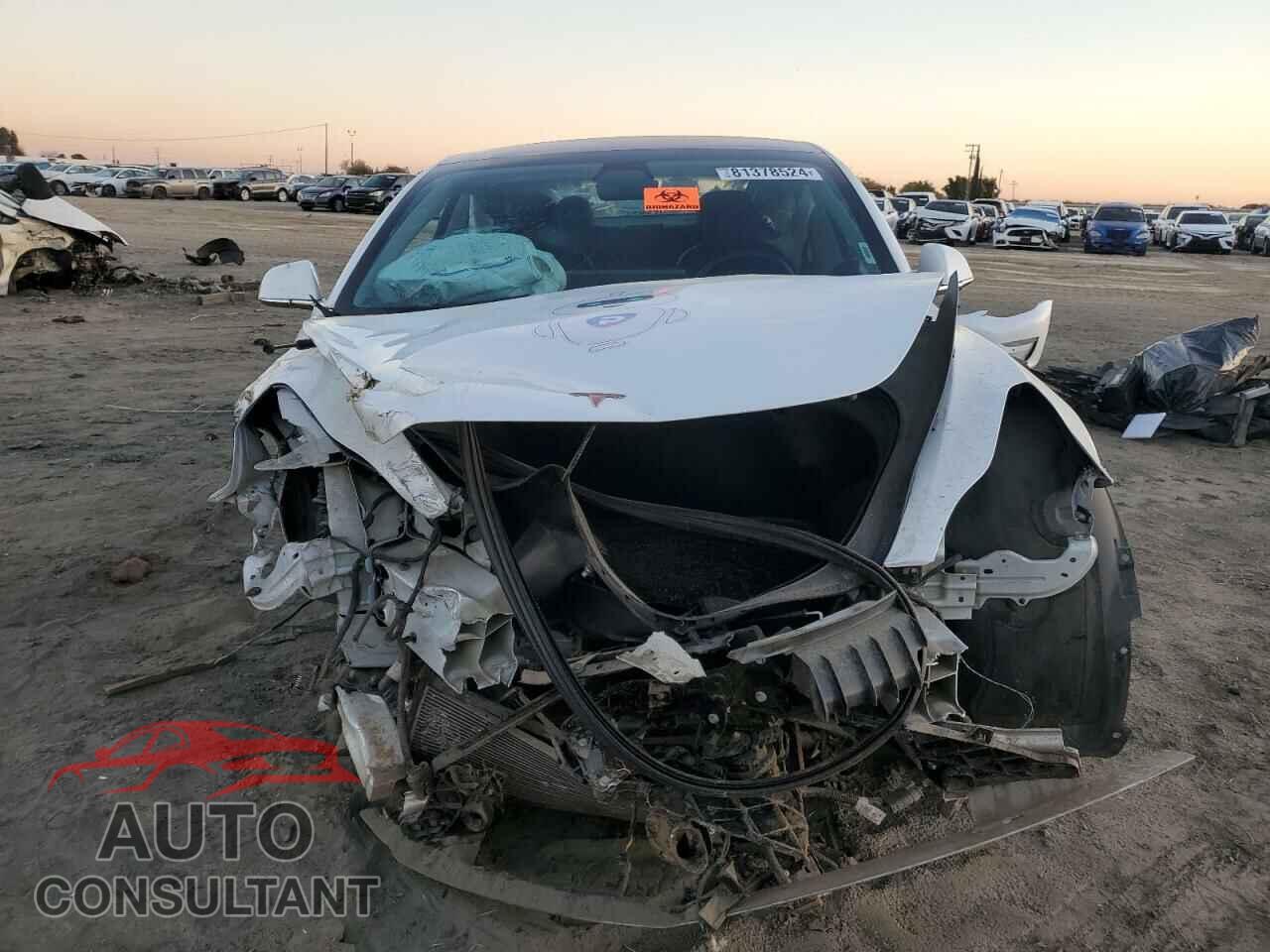 TESLA MODEL 3 2018 - 5YJ3E1EA2JF049175