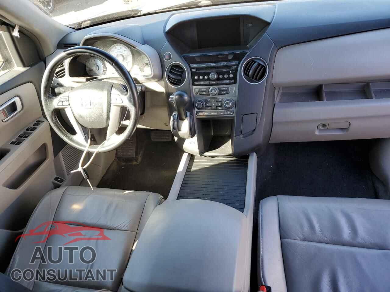 HONDA PILOT 2012 - 5FNYF4H50CB042957