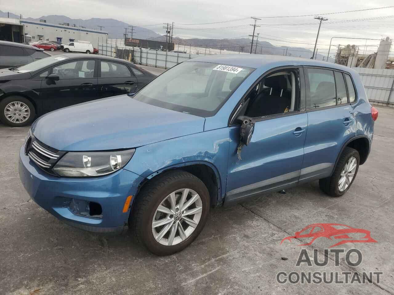 VOLKSWAGEN TIGUAN 2017 - WVGAV7AX5HK042539