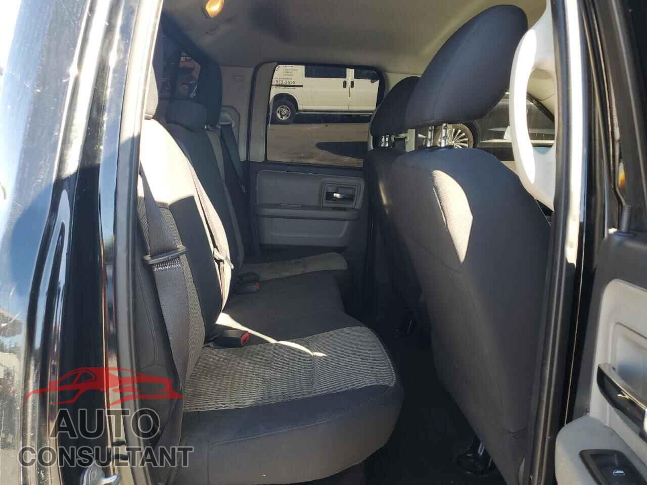 DODGE RAM 1500 2012 - 1C6RD7GP4CS139314