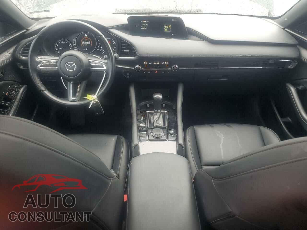 MAZDA 3 2021 - JM1BPBLL2M1348842