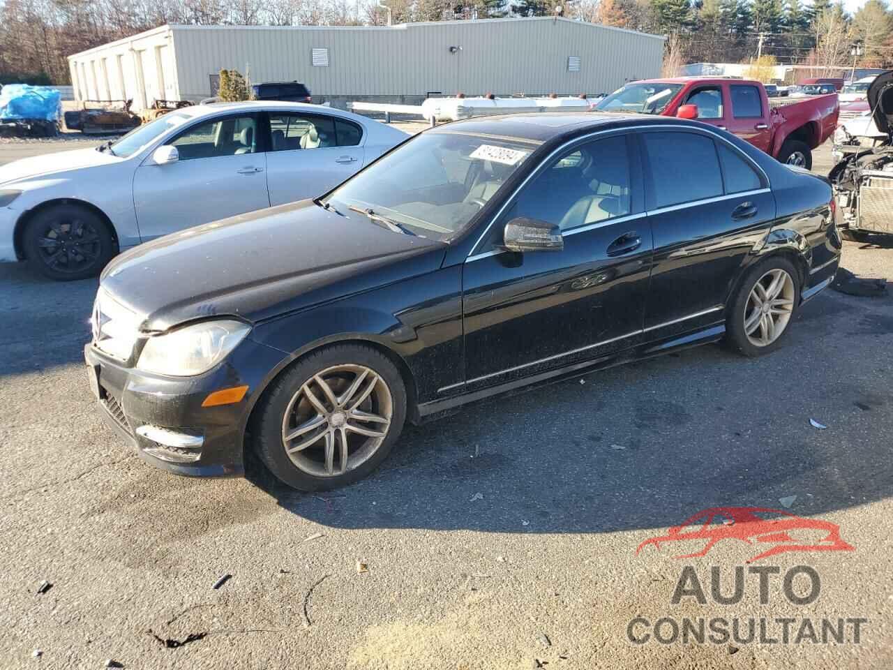 MERCEDES-BENZ C-CLASS 2012 - WDDGF8BB0CR227754